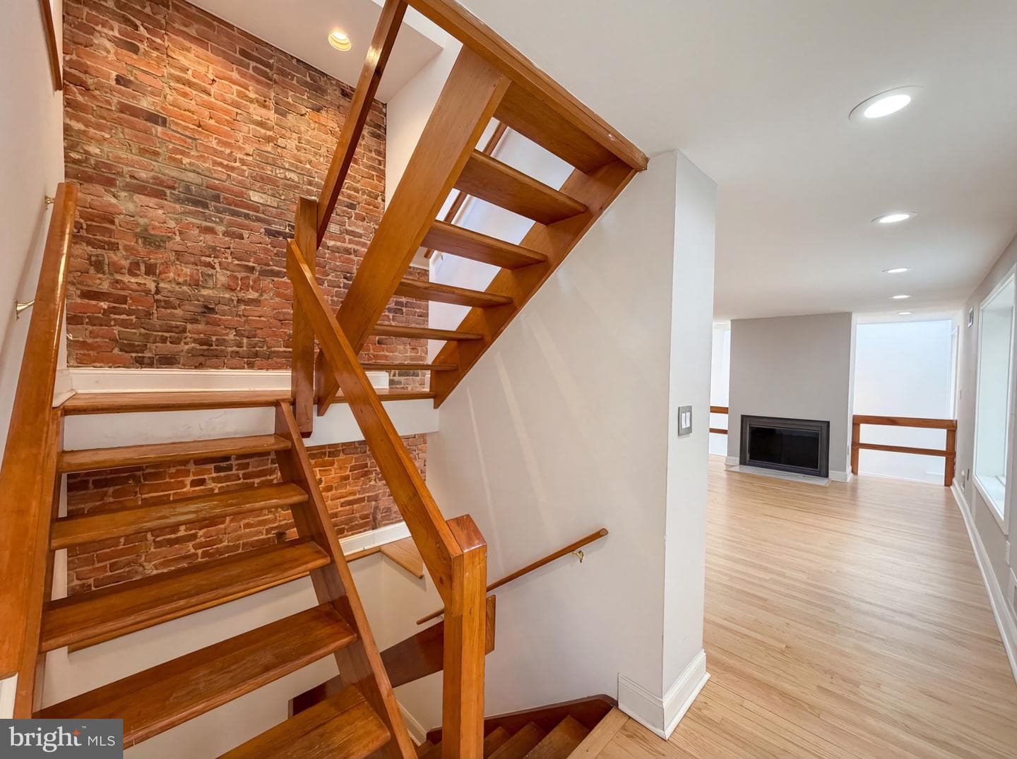 724 13th Street NE photo 13