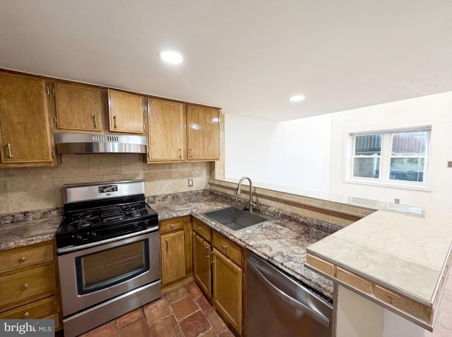 724 13th Street NE photo 16