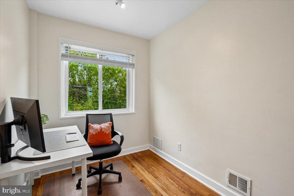 2223 16th Street NE photo 30