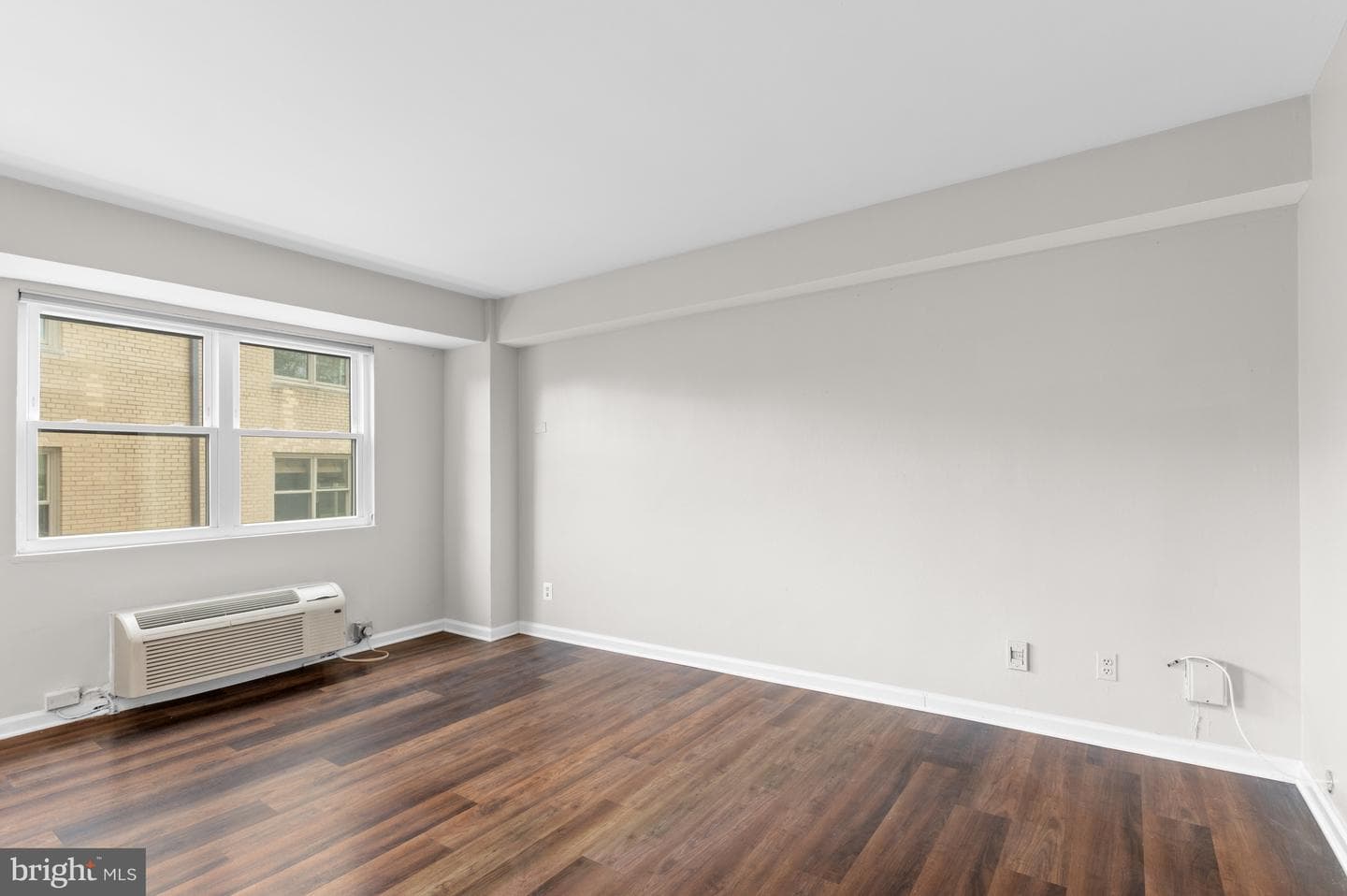 1801 Clydesdale Place NW #505 photo 10