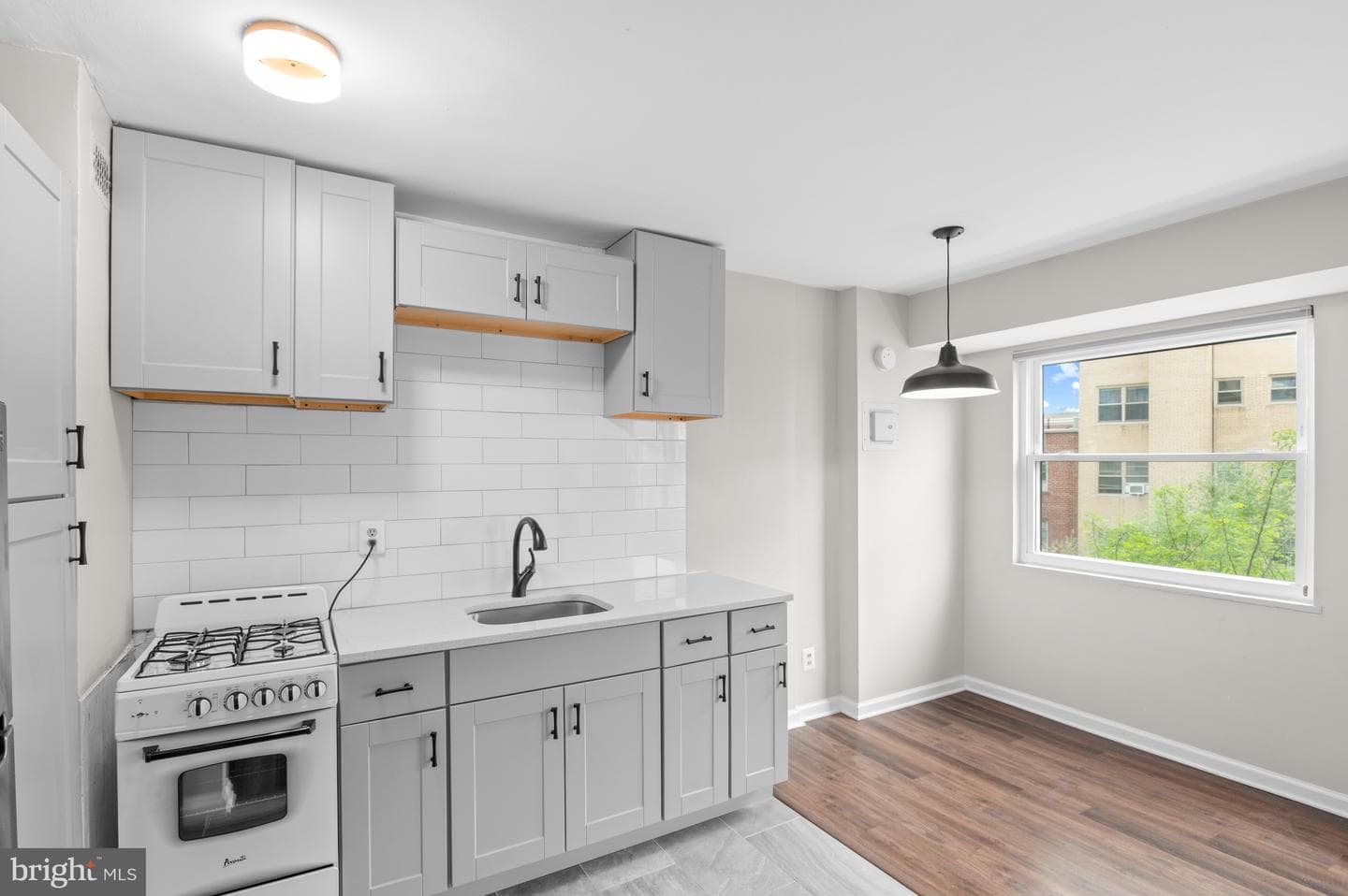 1801 Clydesdale Place NW #505 photo 11