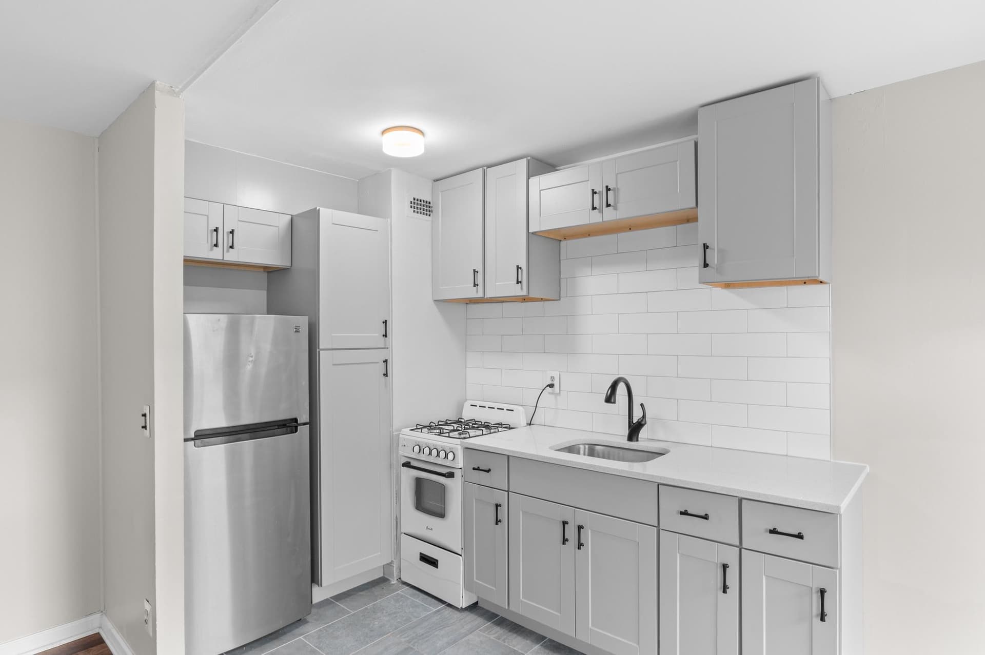 1801 Clydesdale Place NW #505 photo 14