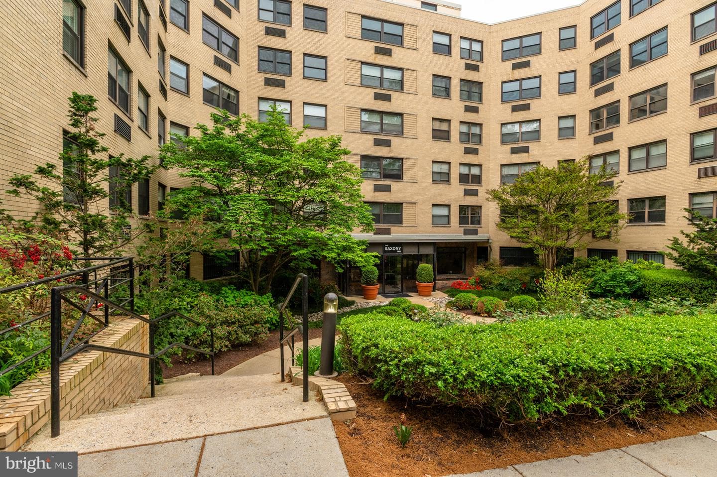1801 Clydesdale Place NW #505 photo 30