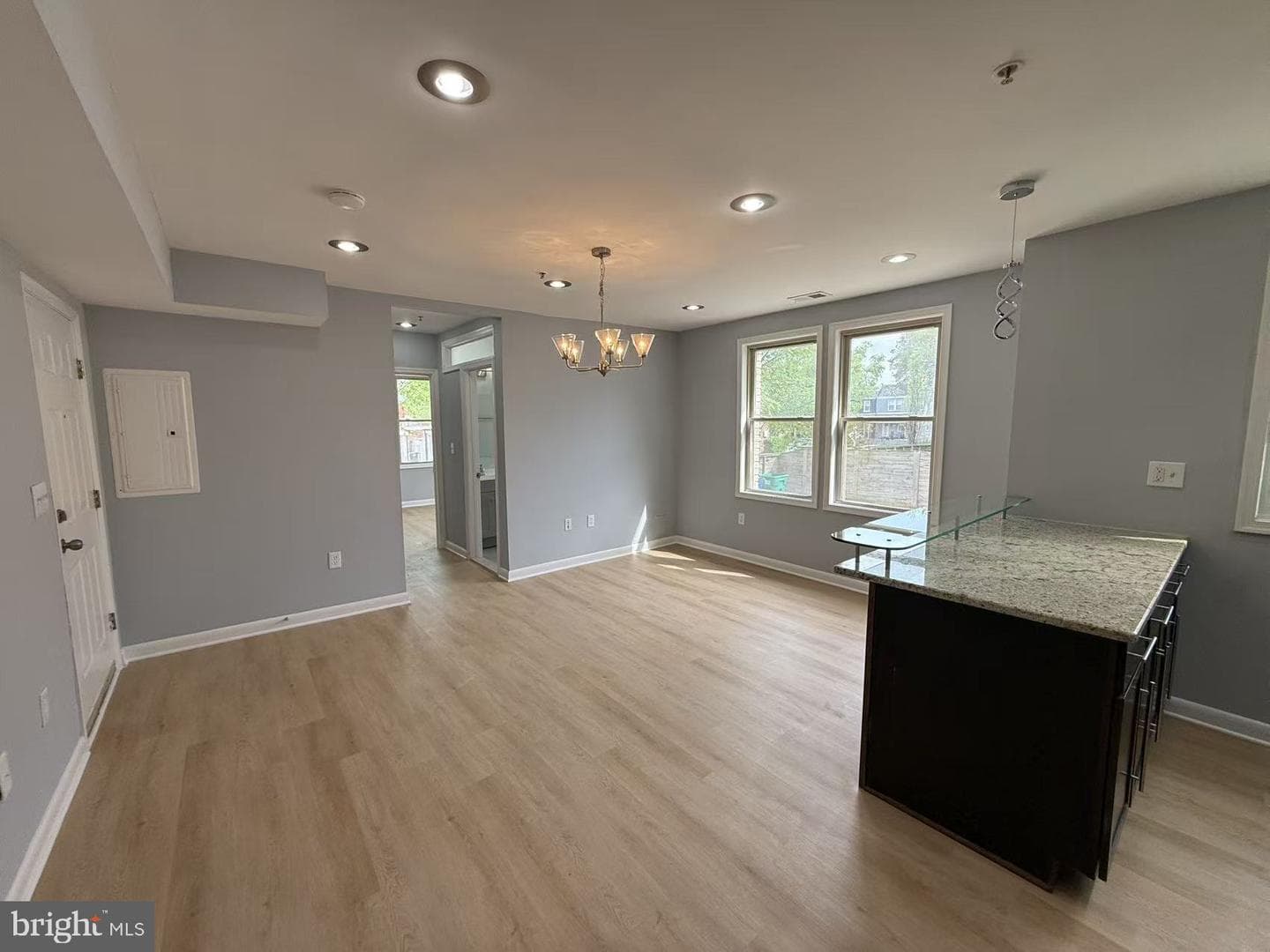 412 19th Street NE #201 photo 9