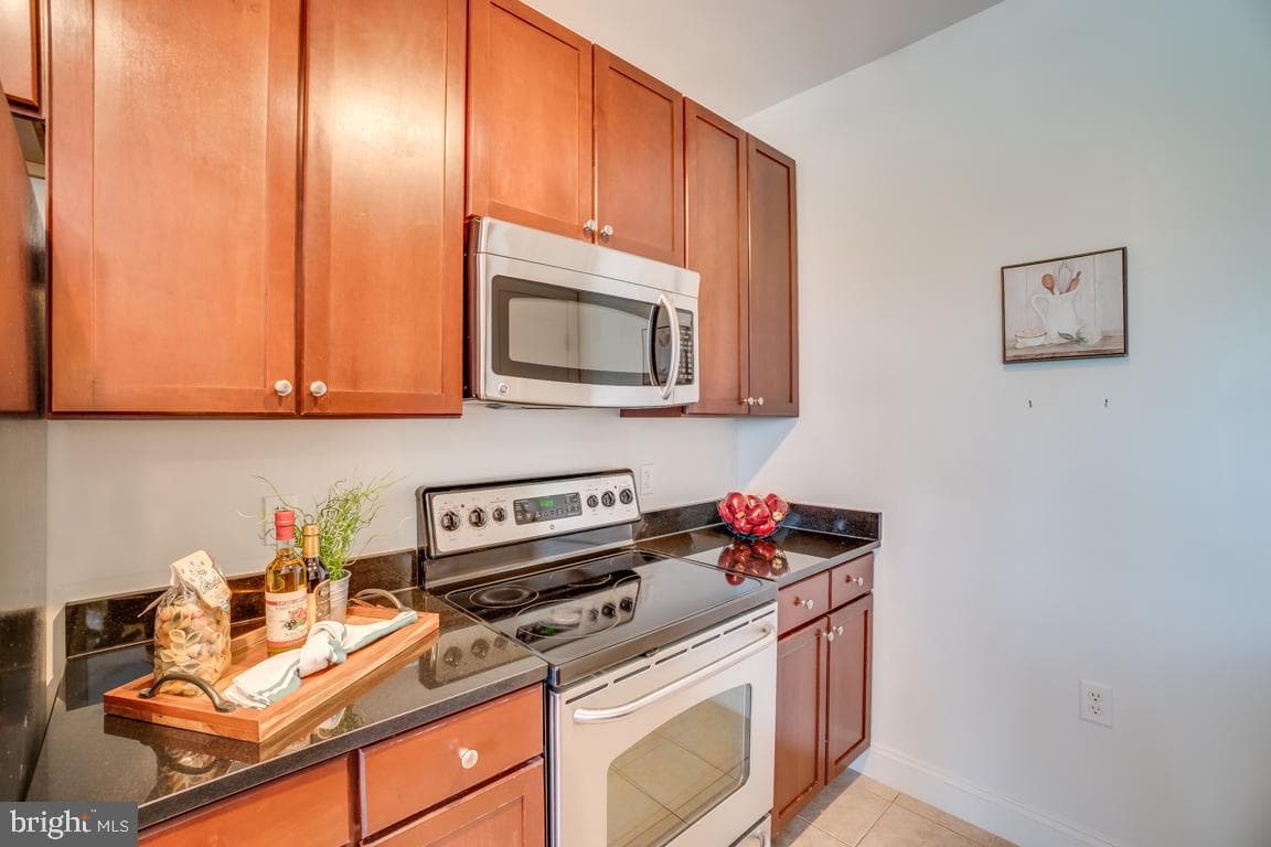 1391 Pennsylvania Avenue SE #403 photo 12