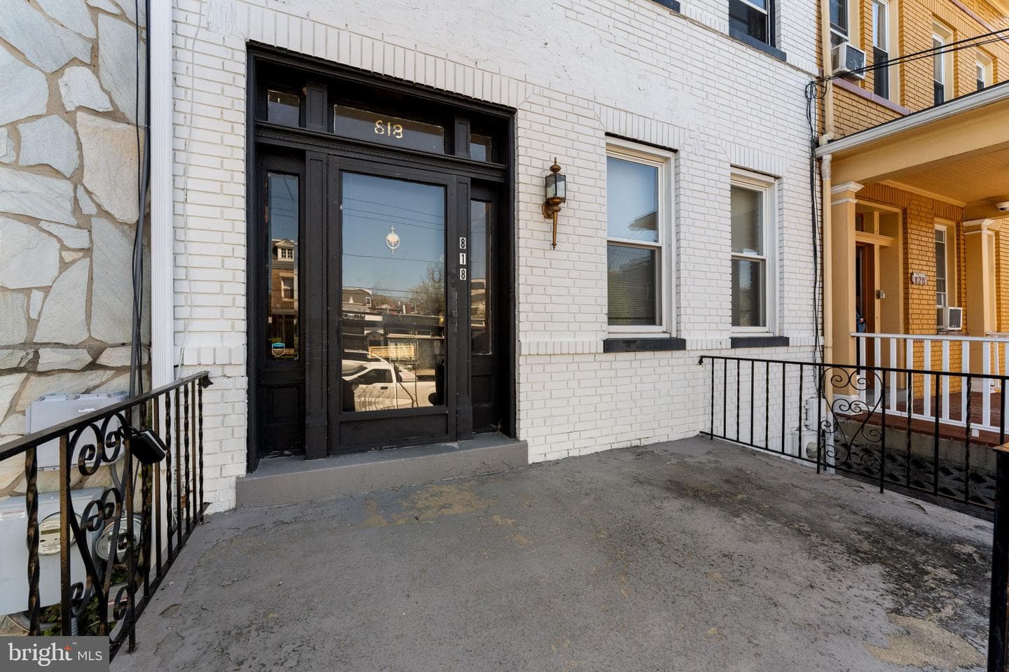 818 Upshur Street NW photo 4
