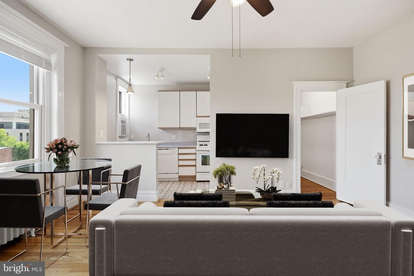 1514 17th Street NW #502 photo 5