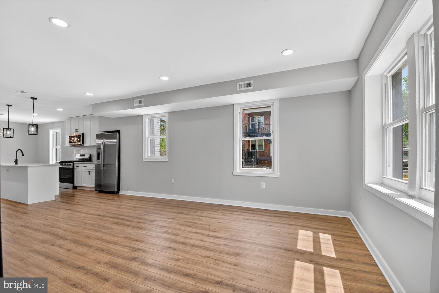 305 Decatur Street NW photo 9
