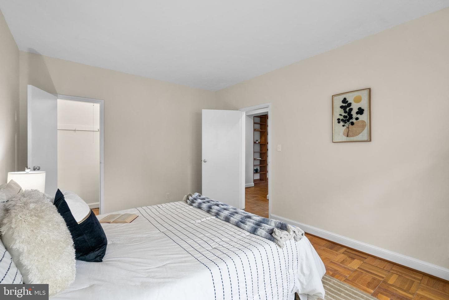 3025 Ontario Road NW #407 photo 25
