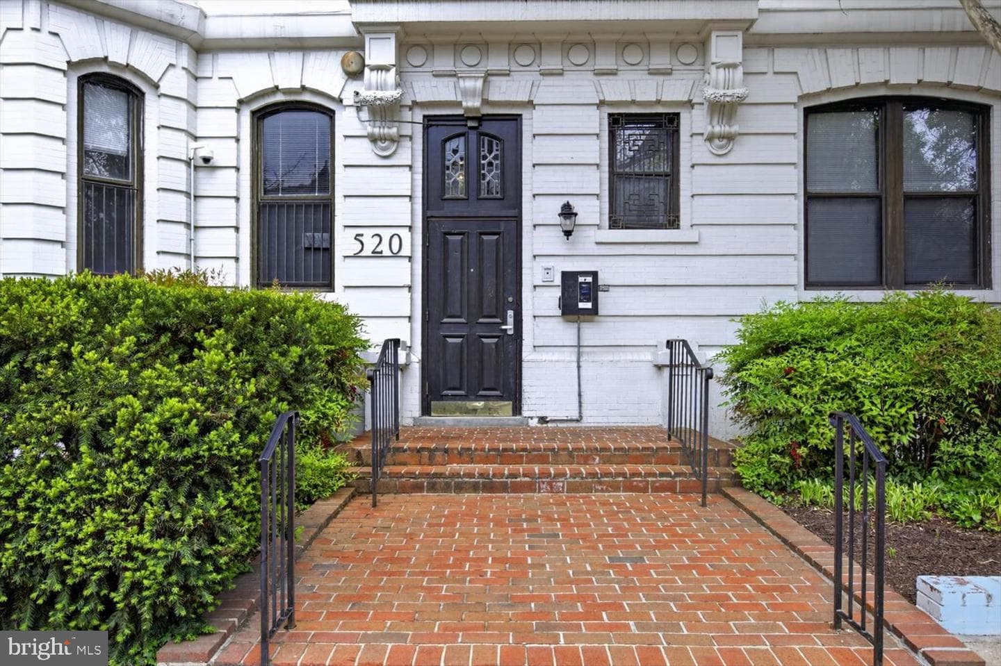 520 E Street NE #205 photo 2