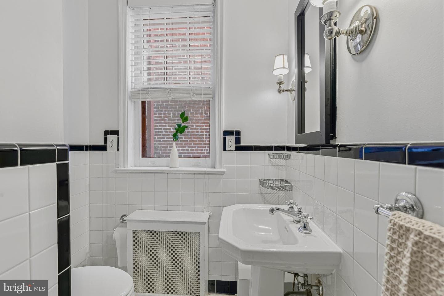 1789 Lanier Place NW #21 photo 18