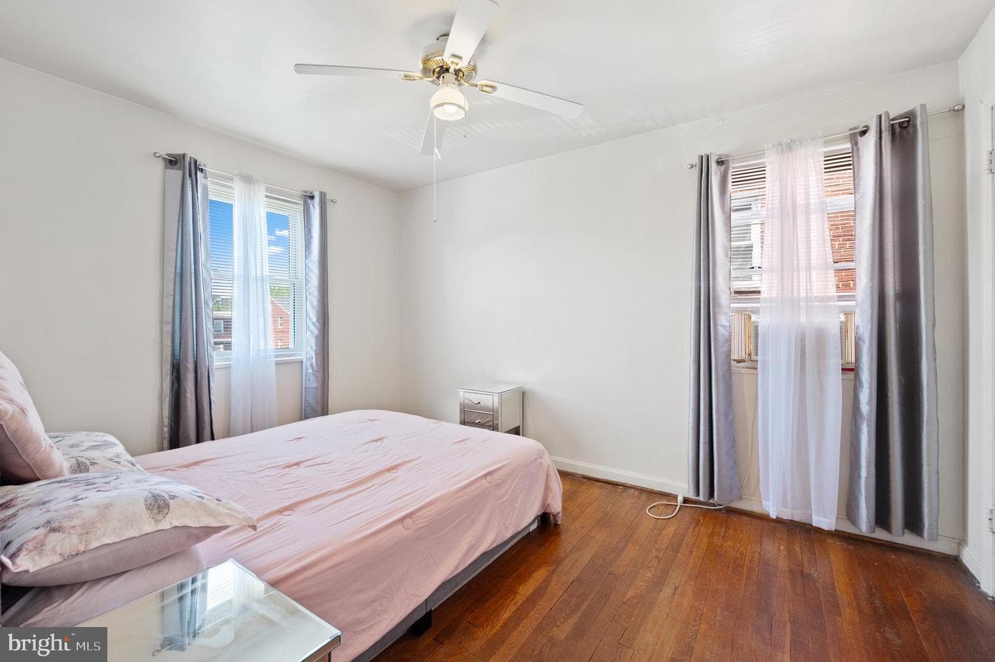 5044 10th Street NE photo 16