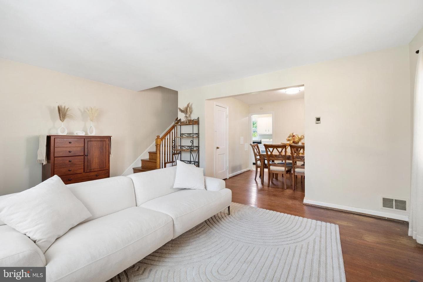 5044 10th Street NE photo 6