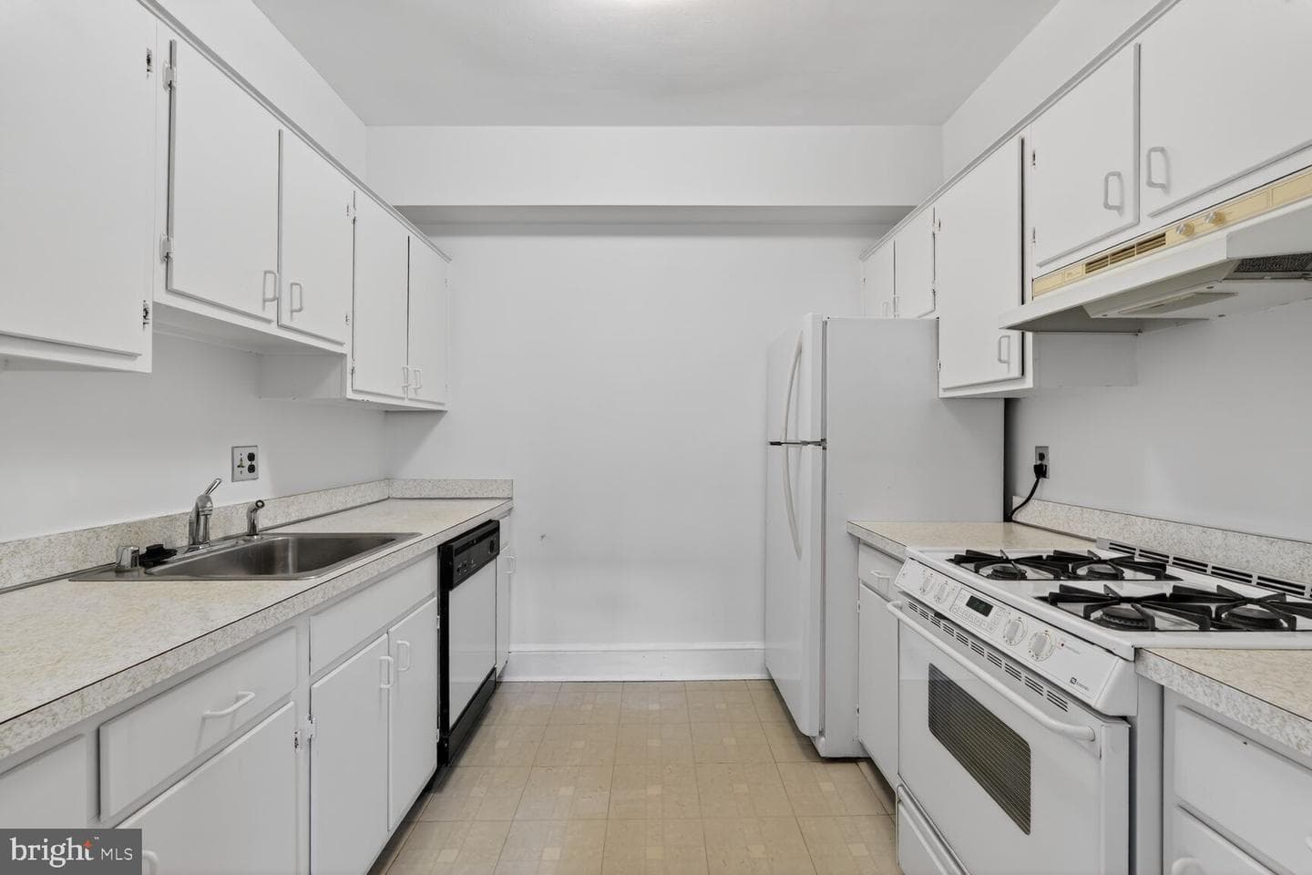 4000 Cathedral Avenue NW #534b photo 12