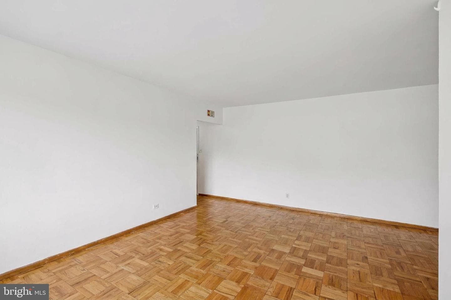 4200 Cathedral Avenue NW #716 photo 13
