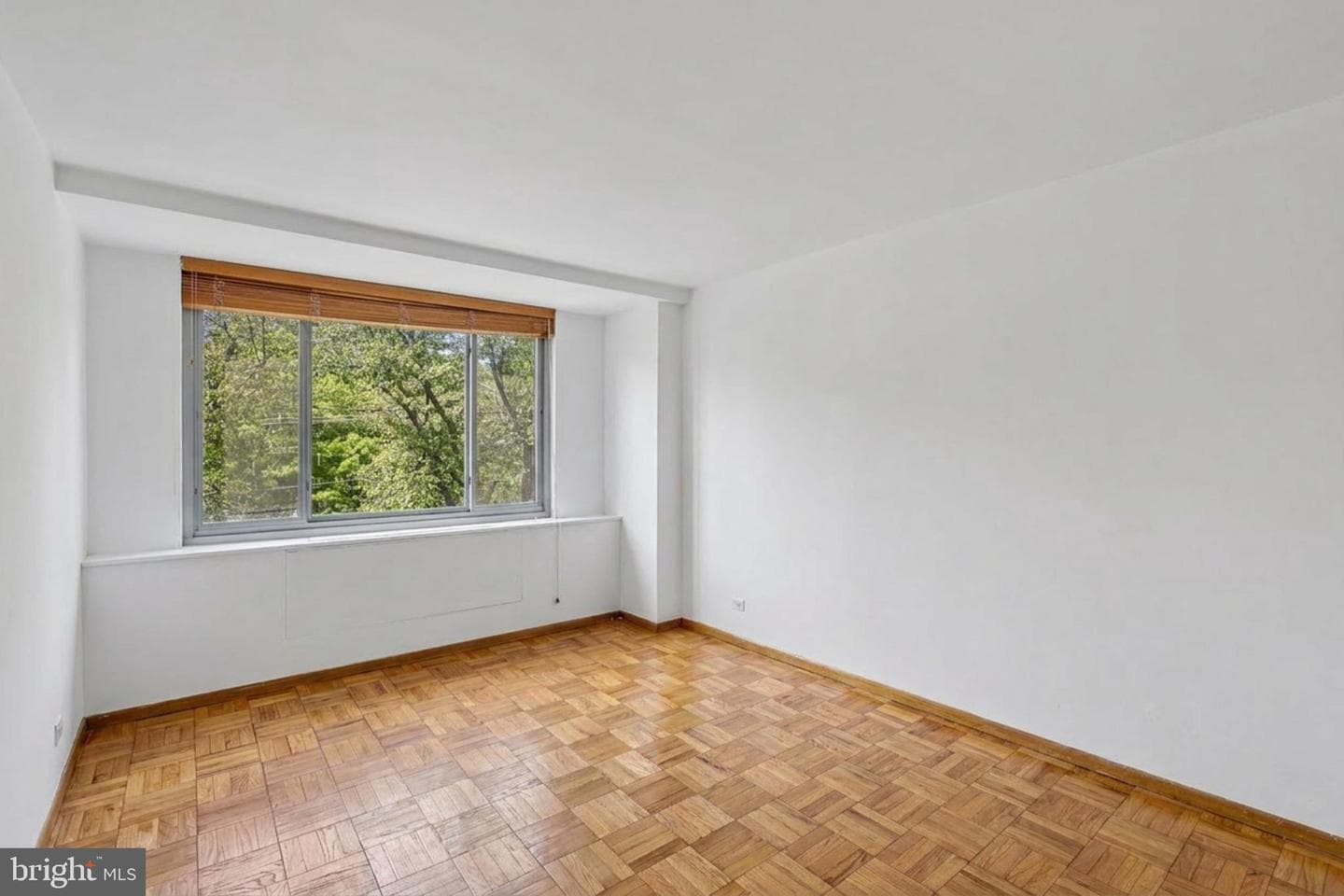 4200 Cathedral Avenue NW #716 photo 24