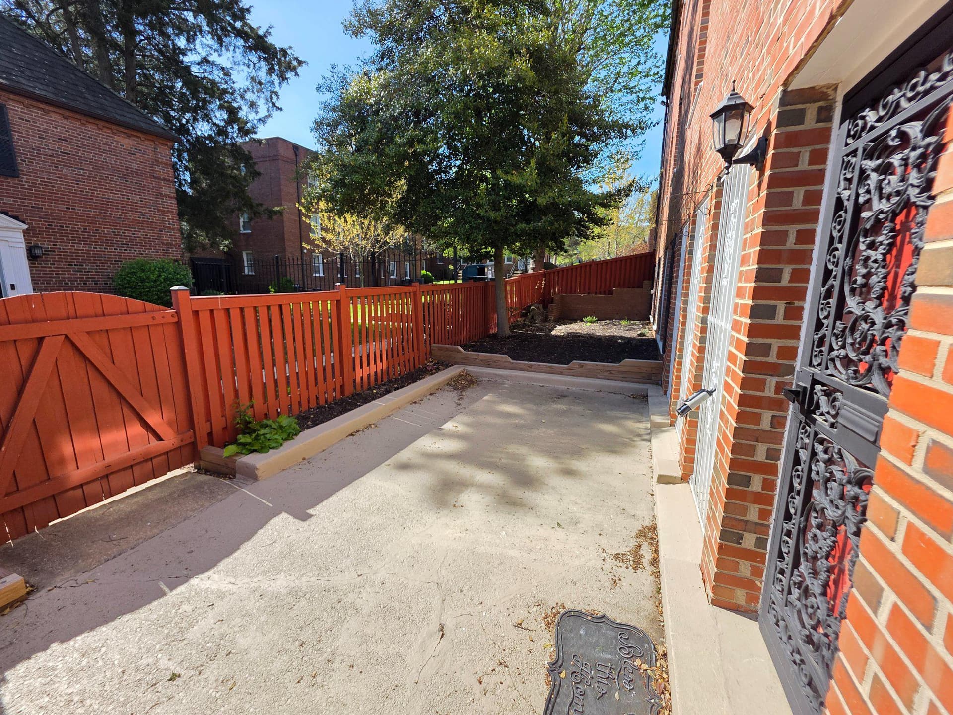 3906 Southern Avenue SE #a photo 2