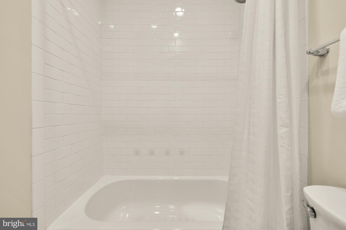3310 9th Street NE #1 photo 31