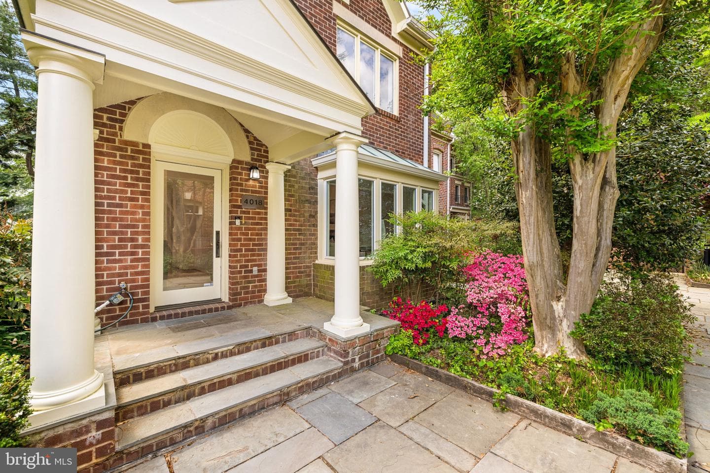 4018 Chancery Court NW photo 2