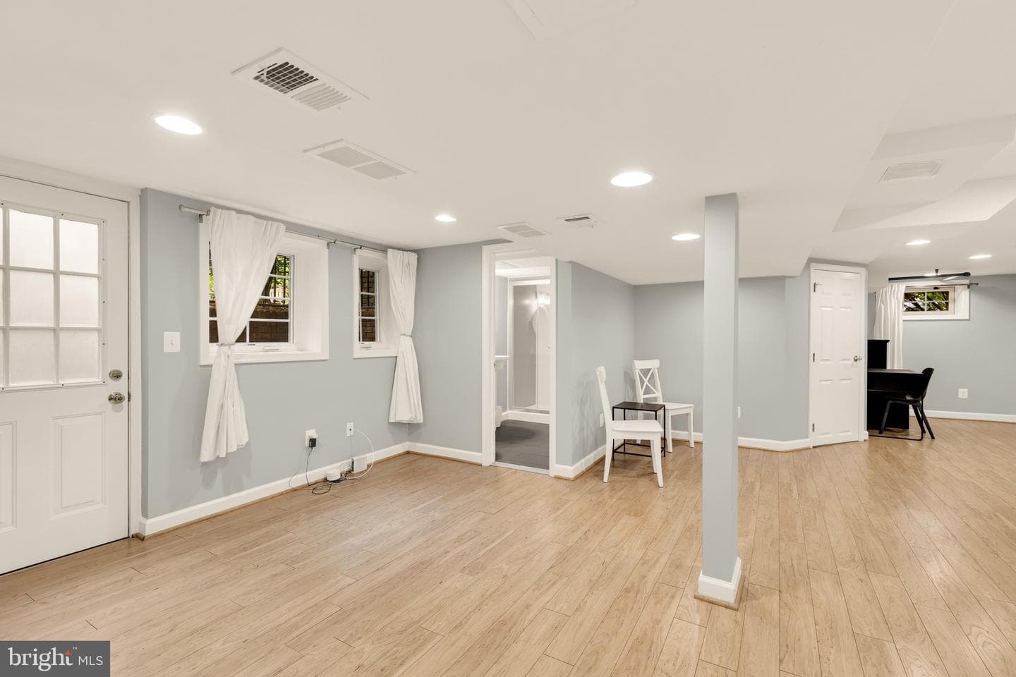 3737 Van Ness Street NW photo 41