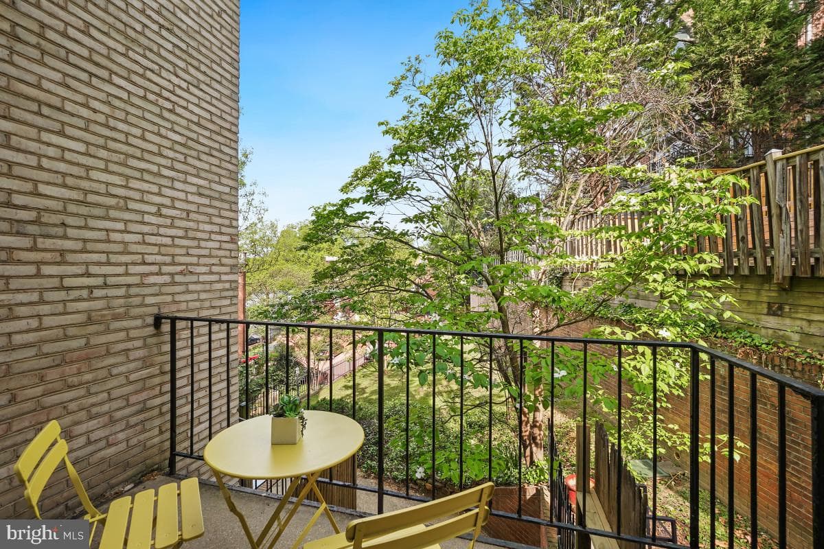 4607 Macarthur Boulevard NW #b photo 8