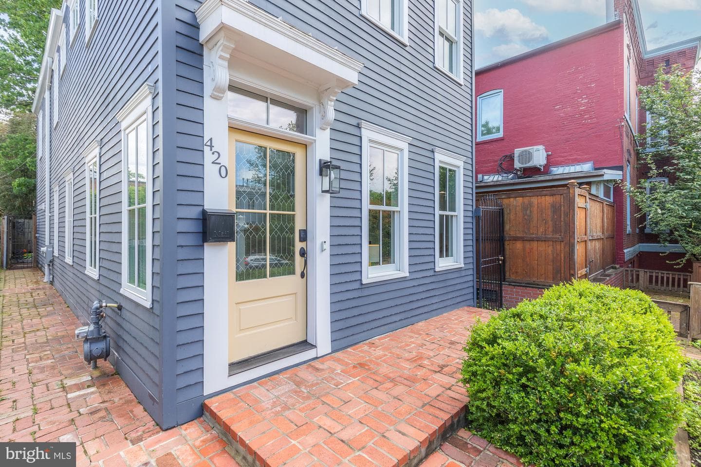 420 4th Street SE photo 3