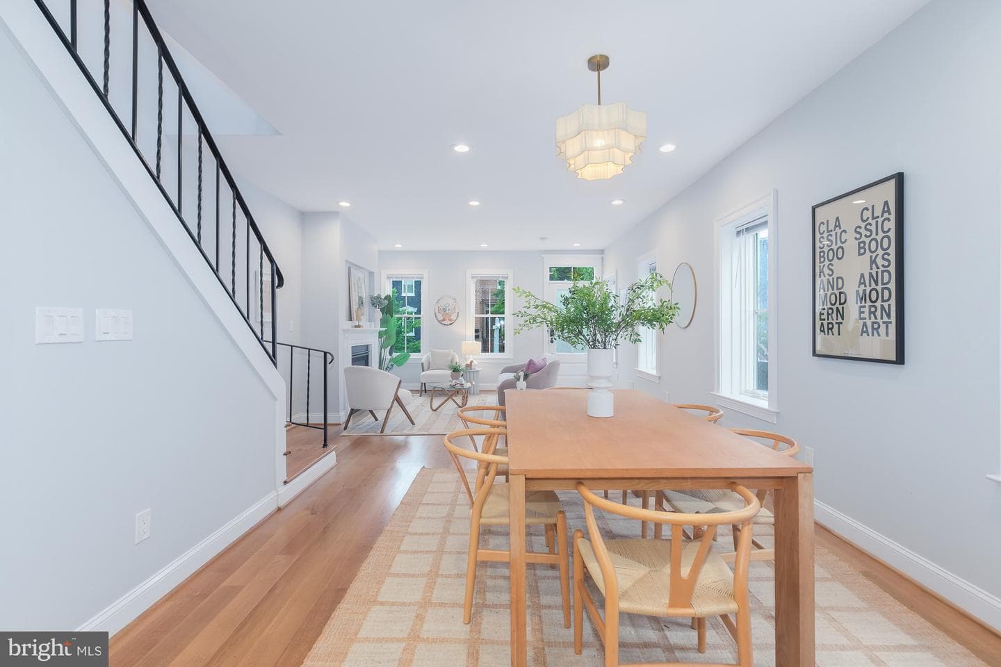 420 4th Street SE photo 9
