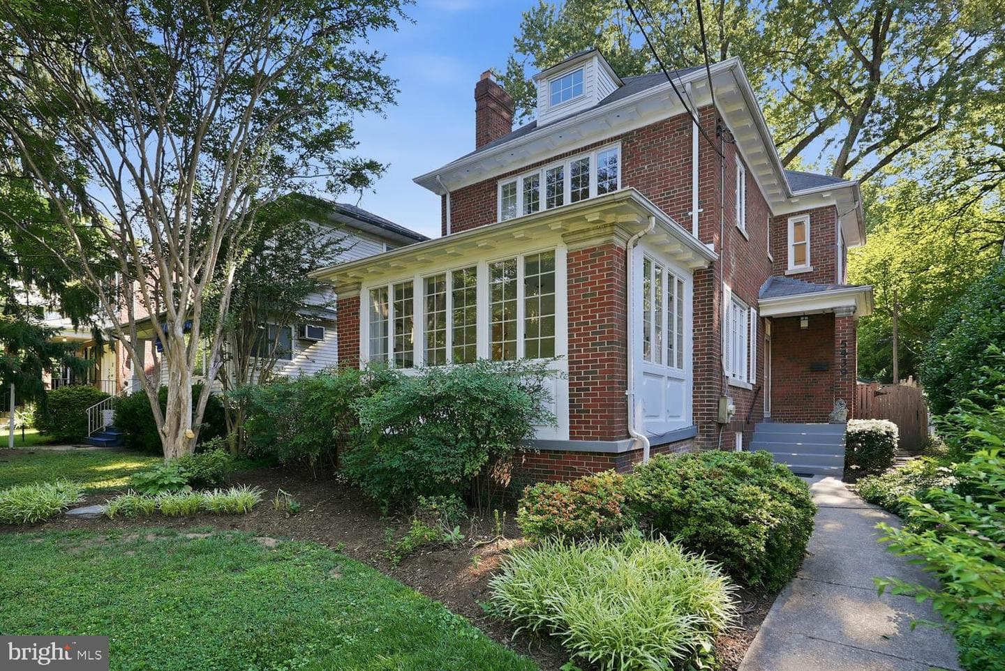 5439 Nevada Avenue NW photo 4
