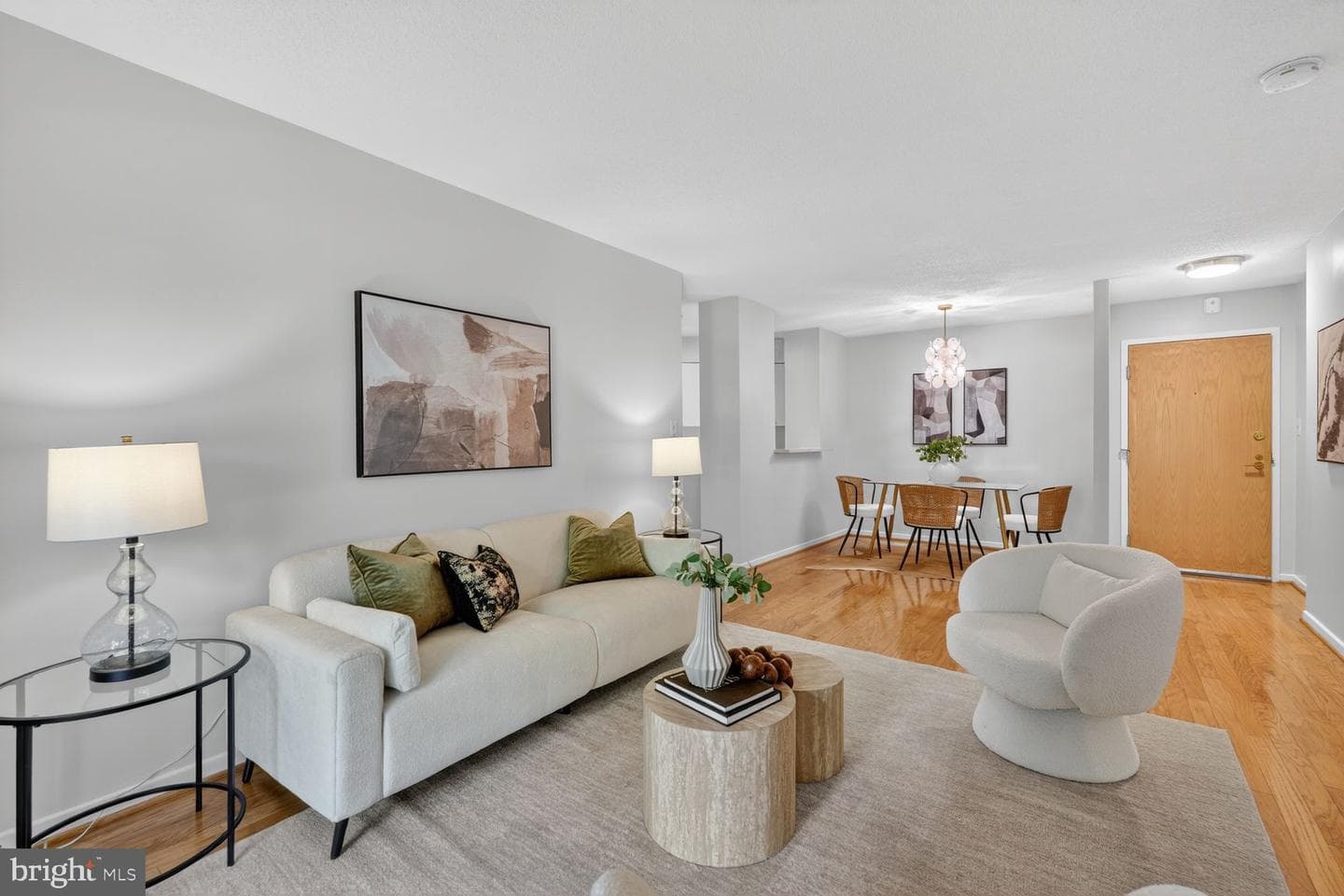 2111 Wisconsin Avenue NW #210 photo 3