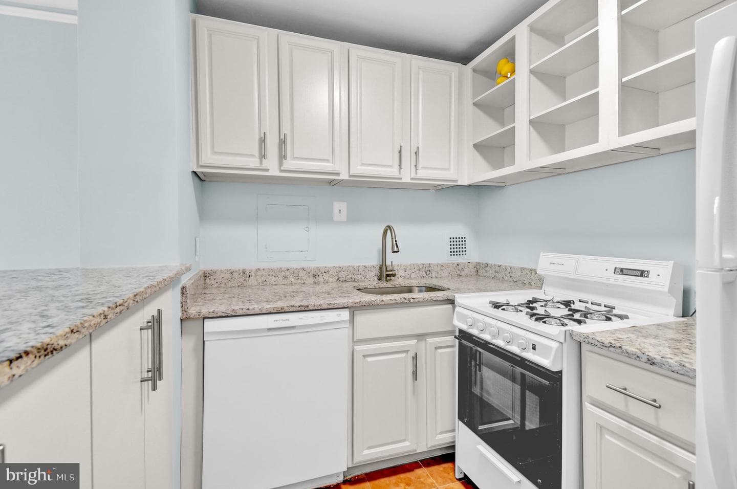 950 25th Street NW #605n photo 6