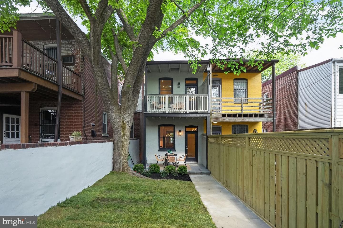 1850 Ontario Place NW photo 30