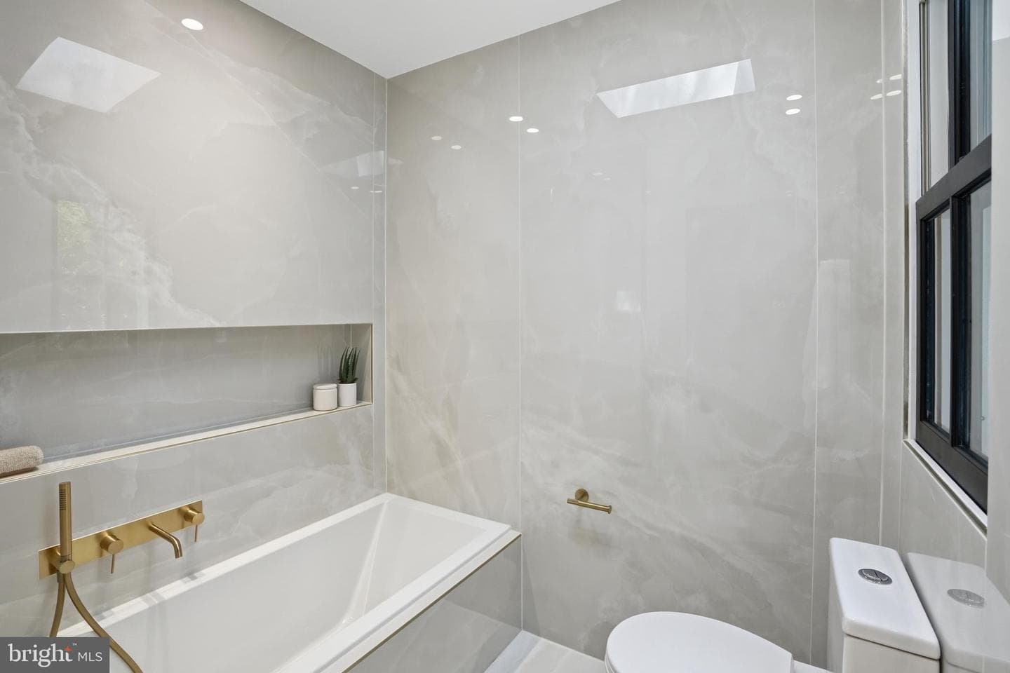 1238 28th Street NW photo 33
