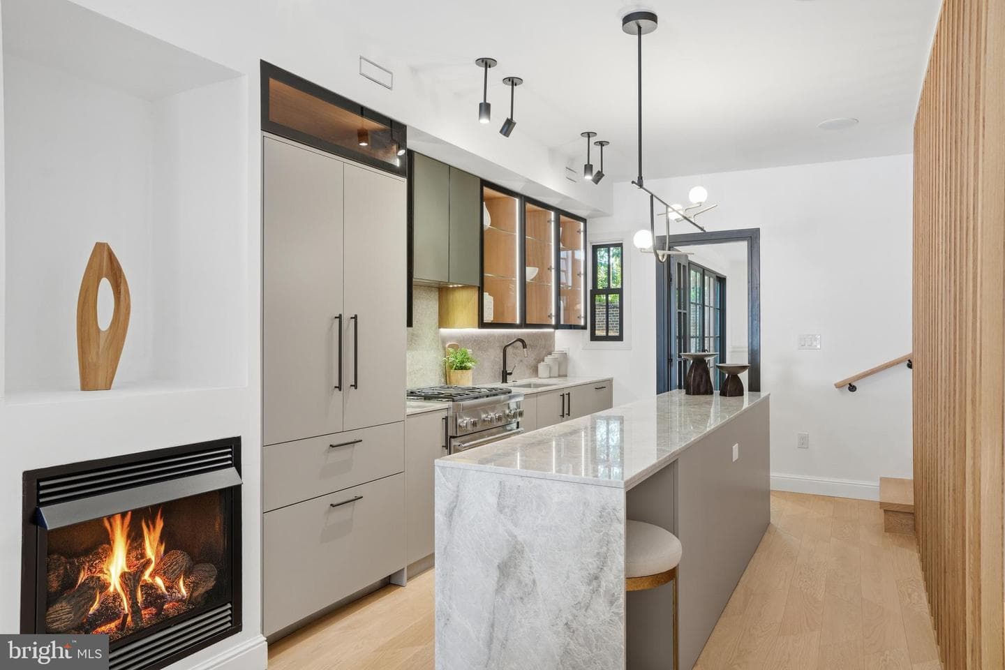 1238 28th Street NW photo 9