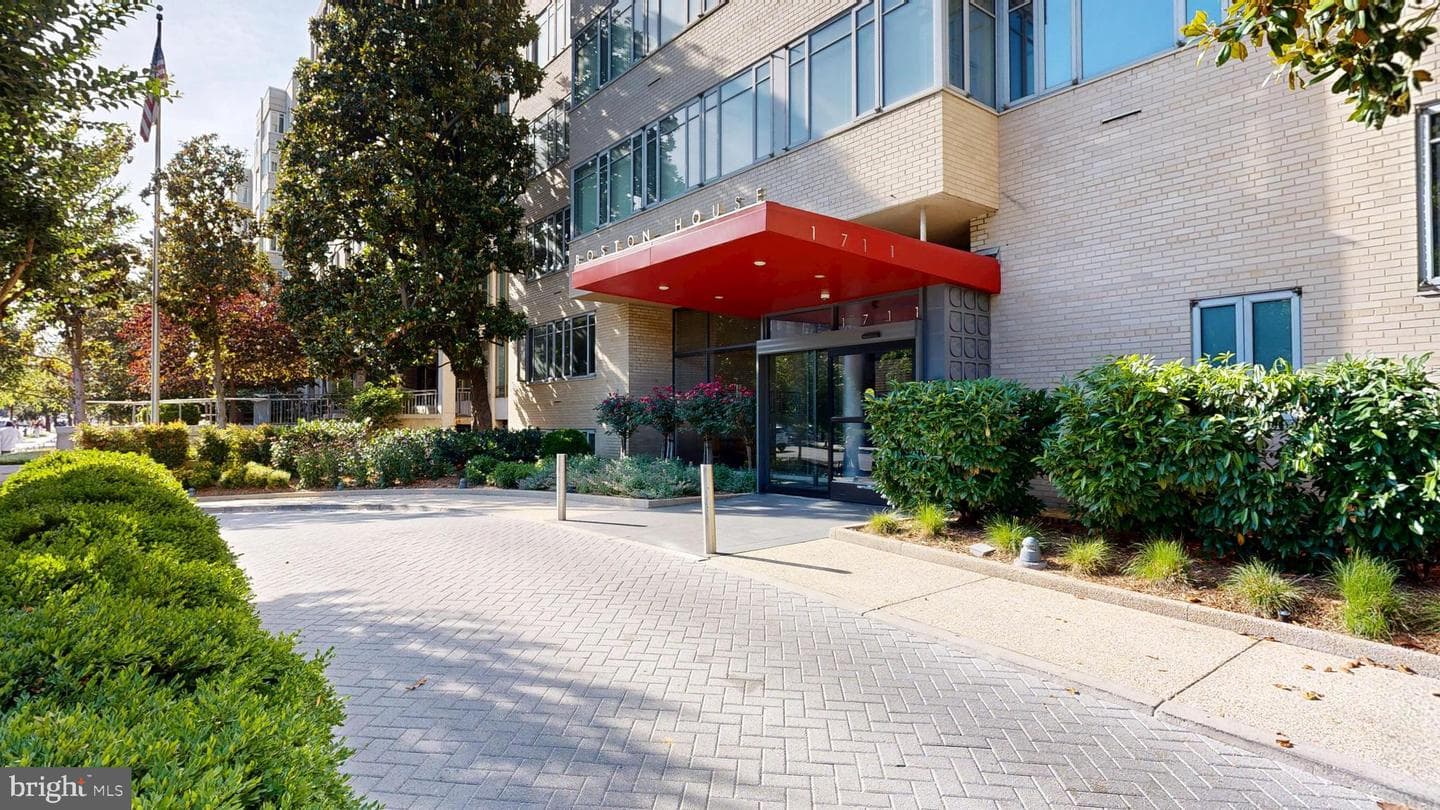 1711 Massachusetts Avenue NW #301, Washington