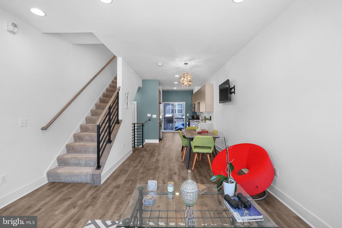 5541 South Dakota Avenue NE, Washington