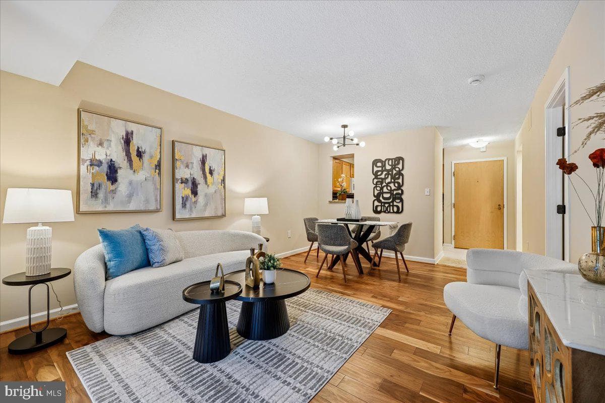 2111 Wisconsin Avenue NW #118 photo 31