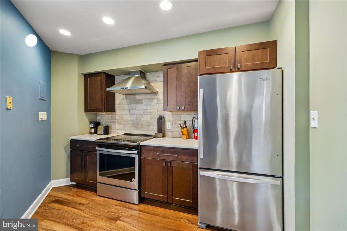 2111 Wisconsin Avenue NW #118 photo 46