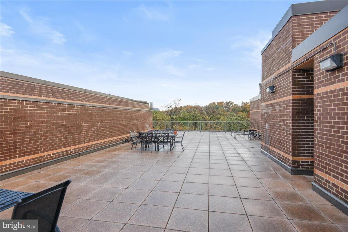 2111 Wisconsin Avenue NW #118 photo 50