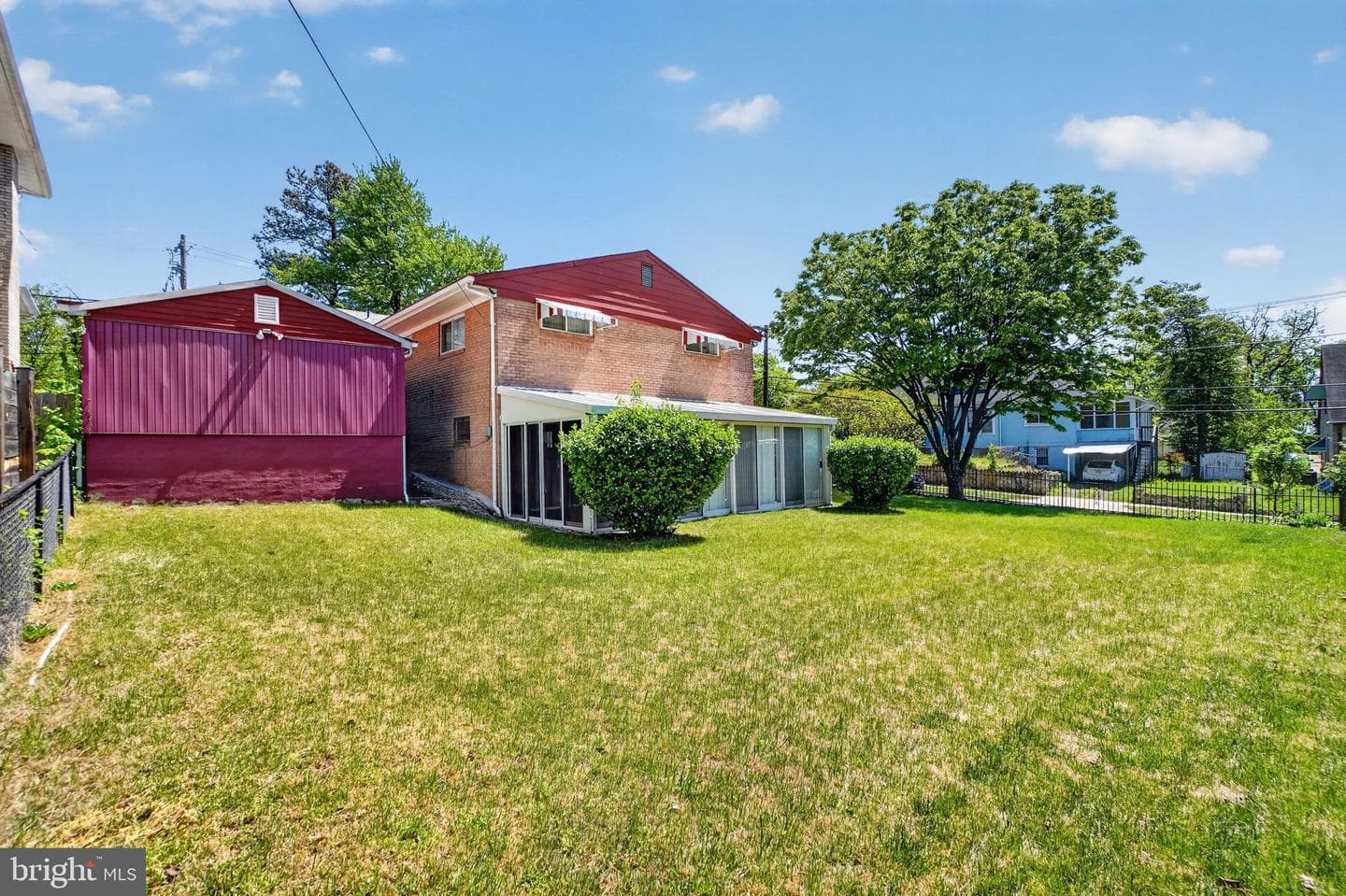 109 Van Buren Street NW photo 10