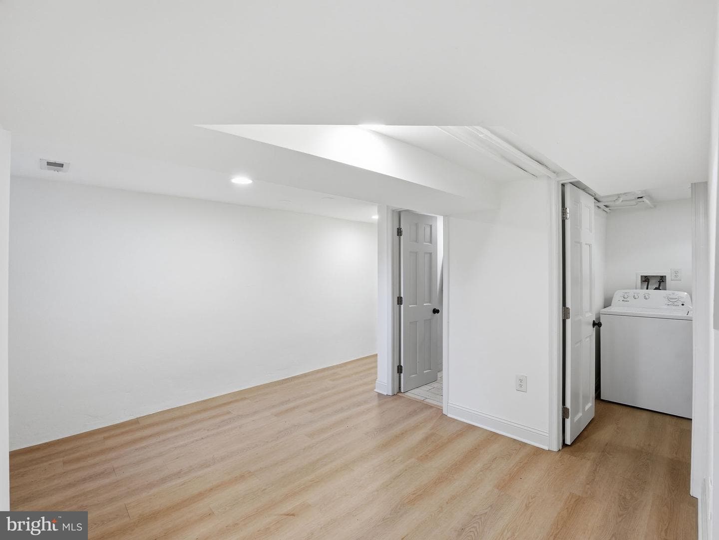 2111 4th Street NE photo 21