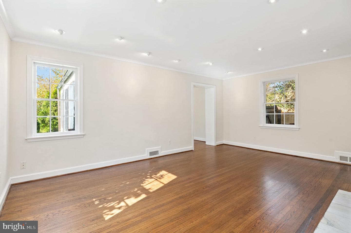4849 Rodman Street NW photo 9