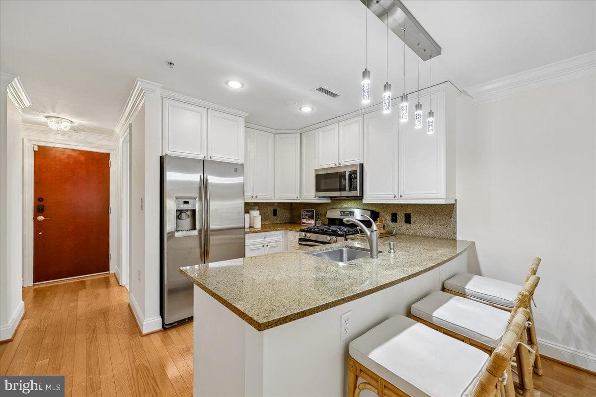 1210 R Street NW #b15 photo 3