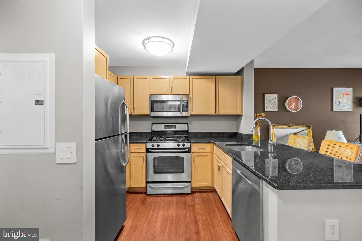 800 4th Street SW #n305 photo 4