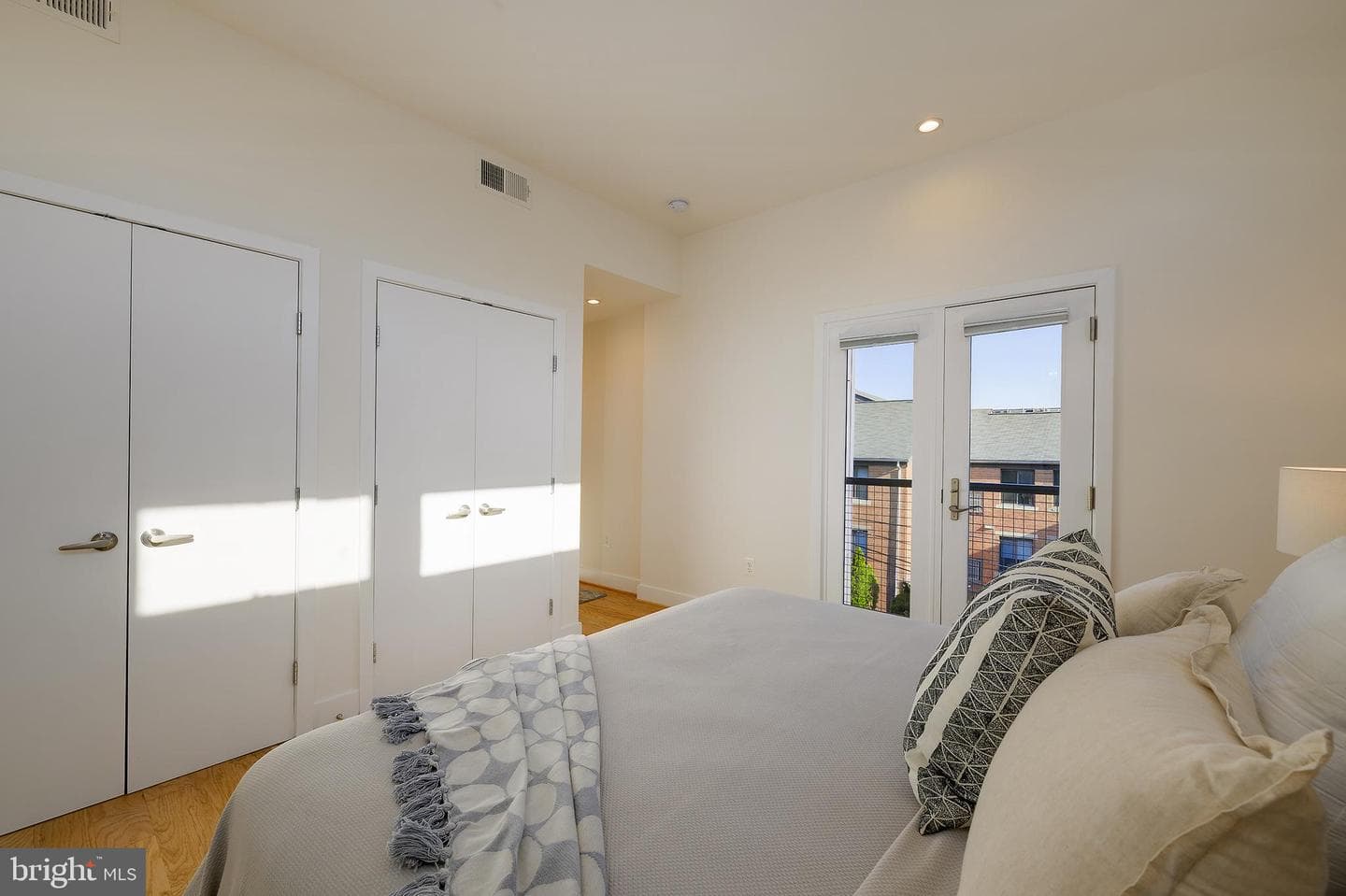 1443 Chapin Street NW #404 photo 17