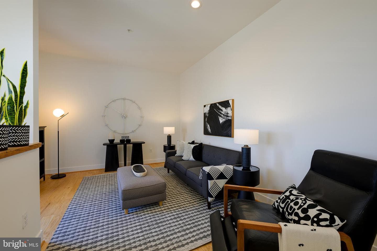 1443 Chapin Street NW #404 photo 26