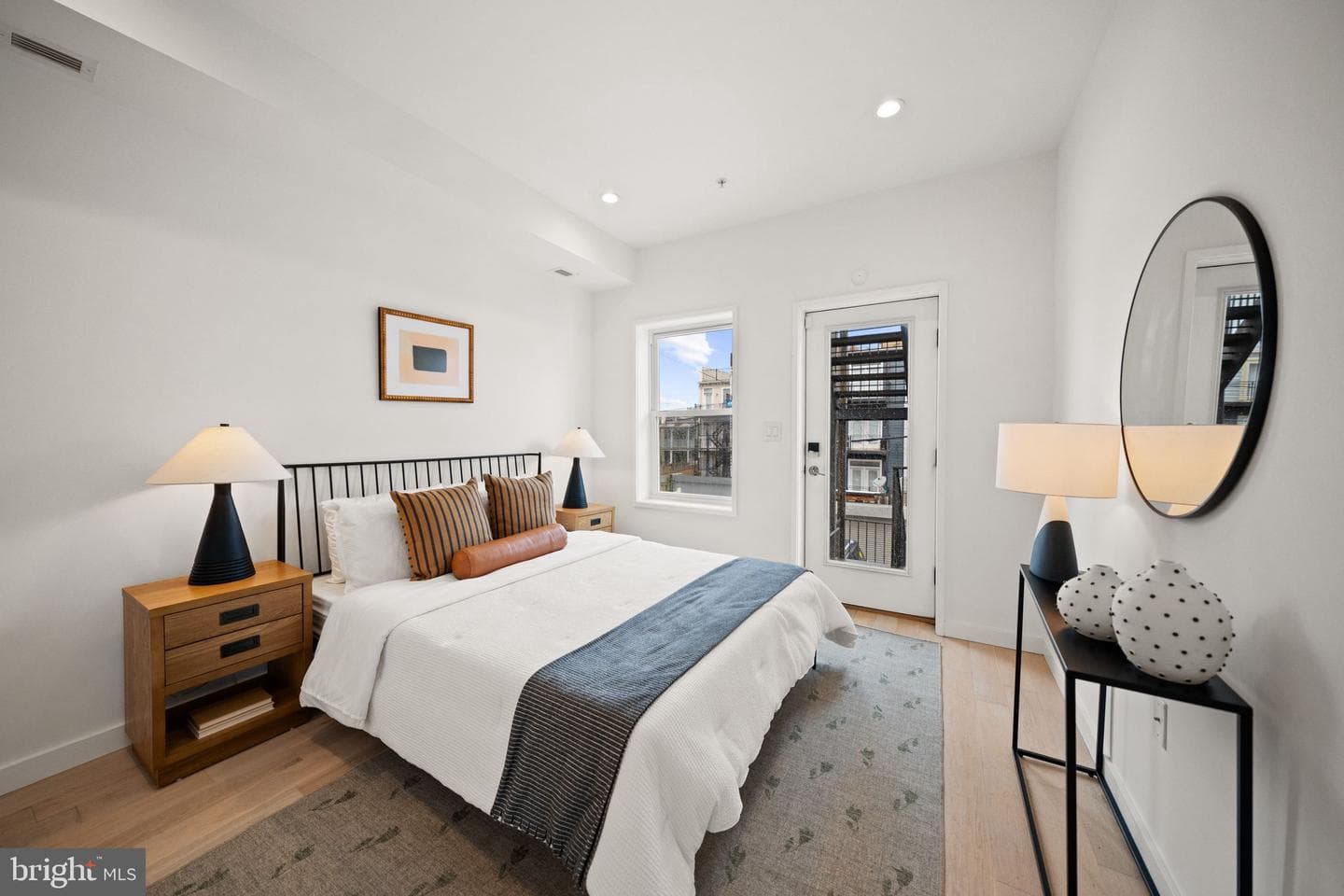 731 Fairmont Street NW #2 photo 4