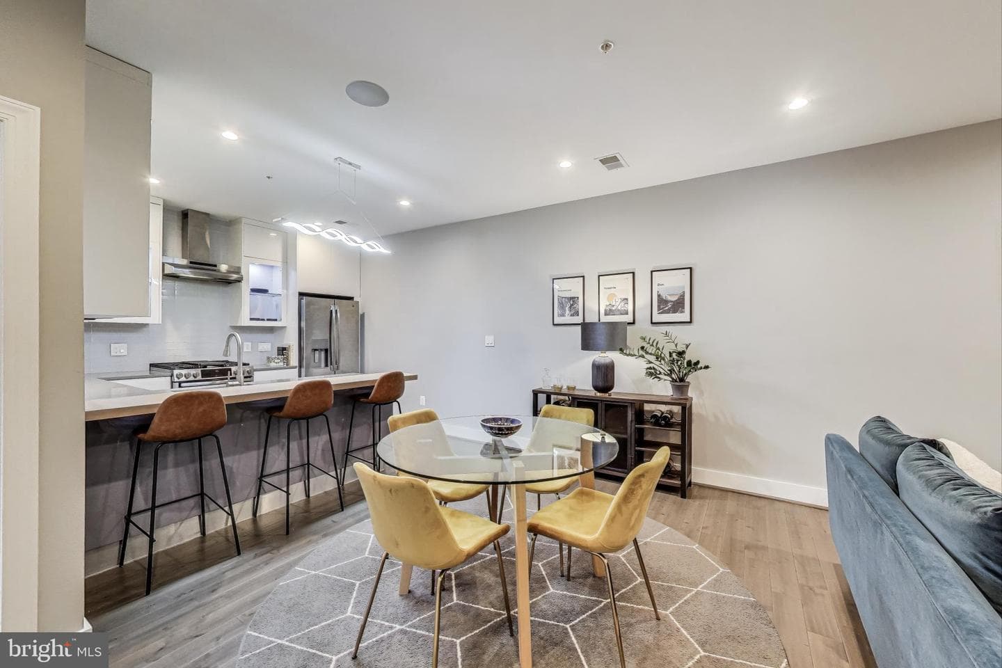 625 Park Road NW #206 photo 10