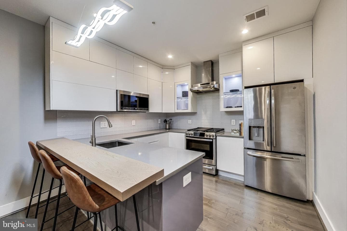625 Park Road NW #206 photo 11