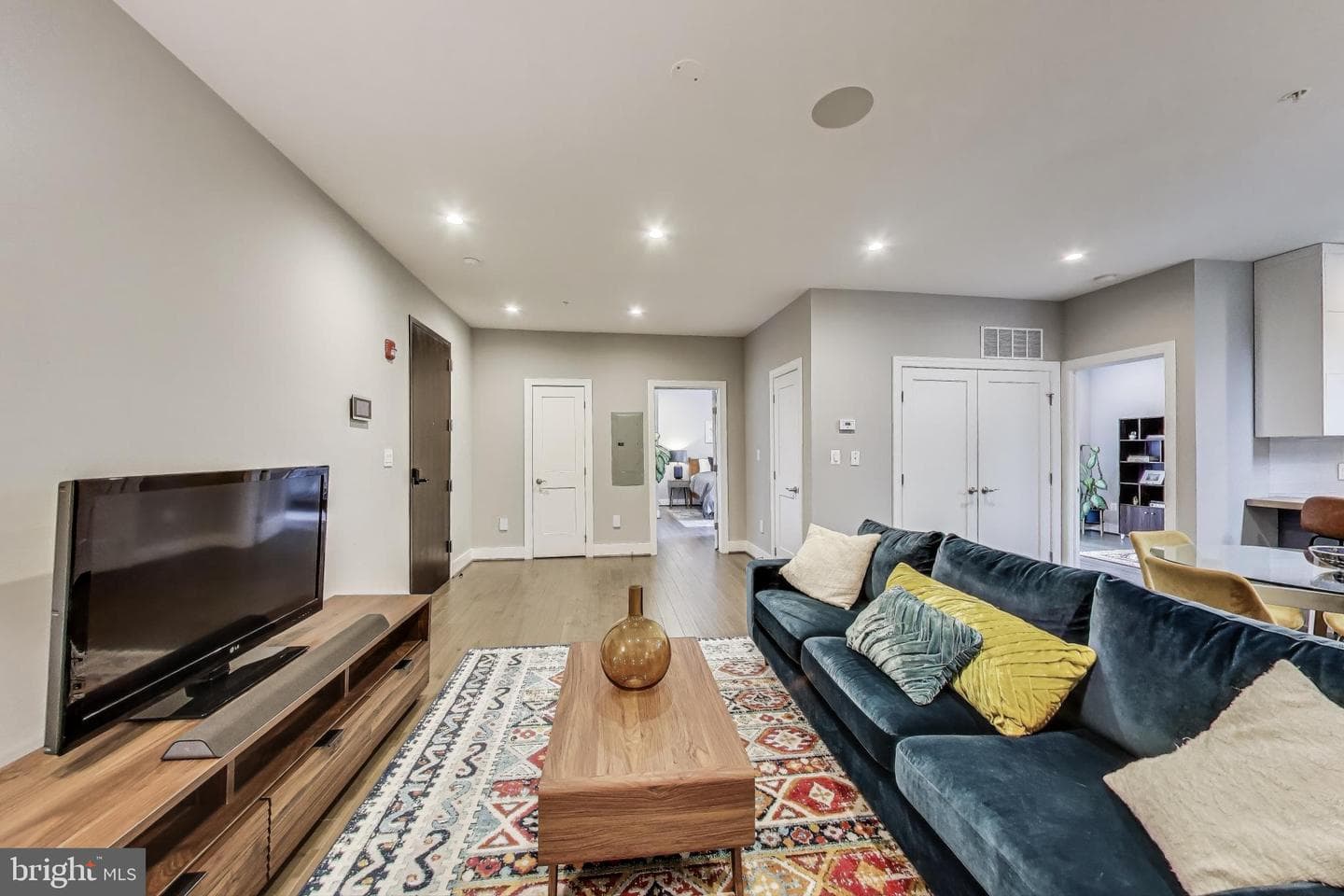 625 Park Road NW #206 photo 7