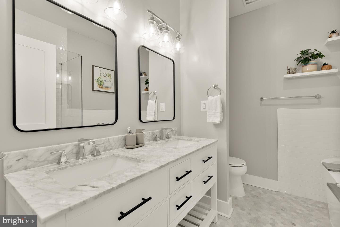 1105 Queen Street NE #1 photo 24